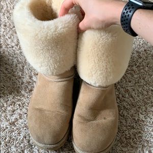 Tan Tall Uggs